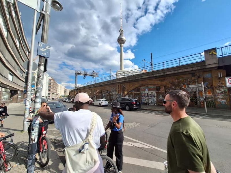 Berlin Electric Bike Rentals - Authentic Experiences and Practical Tips