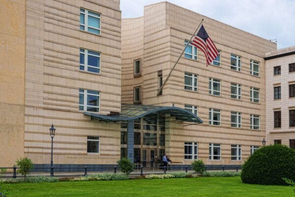 Berlin: Embassy District Architecture Walking Tour - The Sum Up