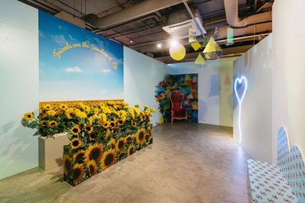 Berlin: Entry Ticket to the Studio of Wonders - Product Details