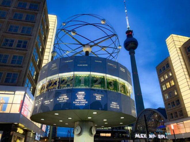 Berlin: Evening Sightseeing Tour by Bus With Live Commentary - Additional Information