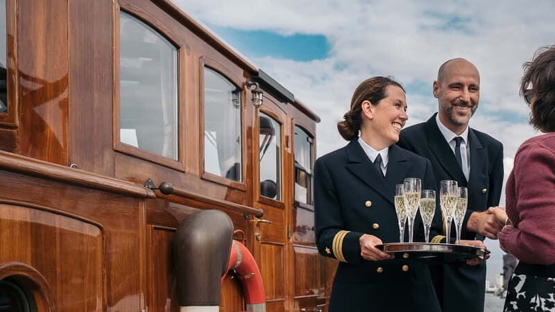 Berlin: Evening Yacht Cruise with Aperitif - Good To Know