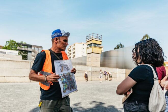 Berlin: Experience Berlin's History on a Guided Bike Tour - Review Summary