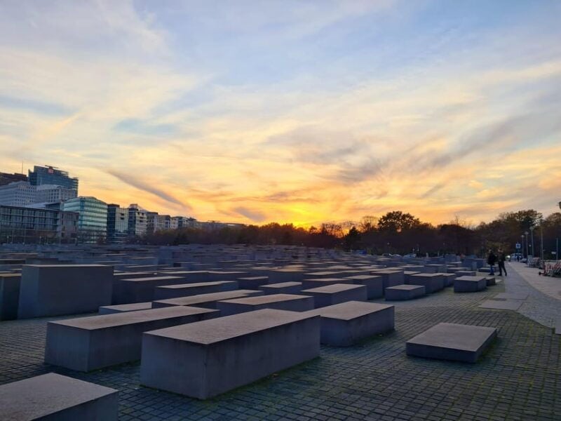 Berlin: Explore Berlins history on a guided walking tour - What to Expect: An In-Depth Breakdown
