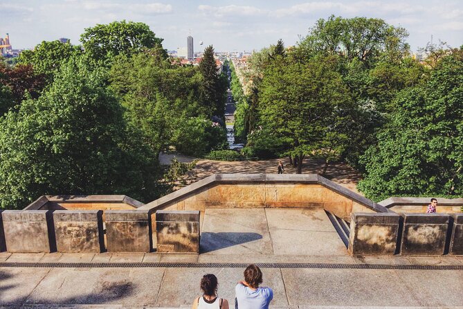 Berlin Food & Cuture Tour With Local Expert Guide - German Traditional Foods - Cultural Experiences