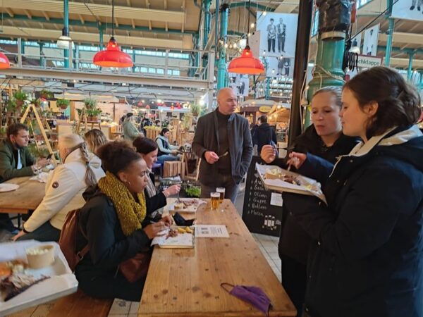 Berlin: Food Walking Tour With Quintessential Tastings - Tour Highlights