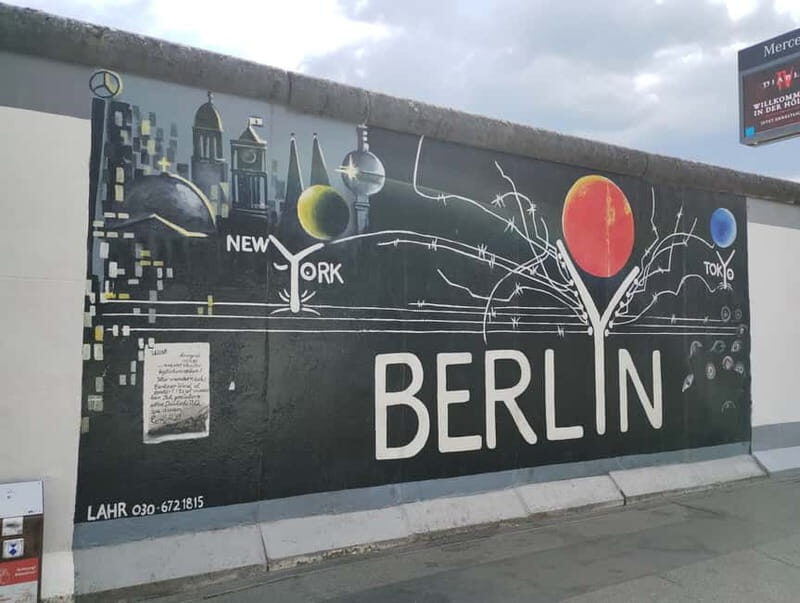 Berlin Friedrichshain: Urban Walk of Grit and Gentrification - Good To Know