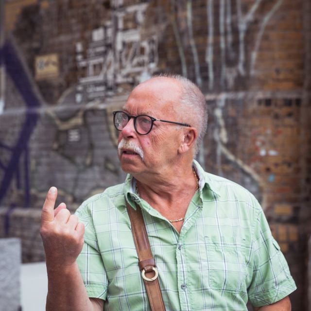 Berlin: GDR Witness Tour in Small Group - Experience Highlights