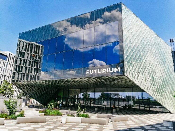 Berlin: Government Quarter Tour and Reichstag Dome Visit - Tour Highlights