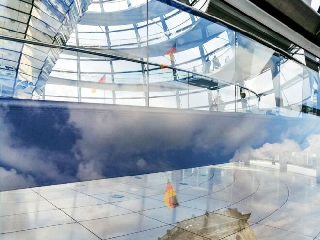 Berlin: Government Quarter Tour and Reichstag Dome Visit - Booking Information