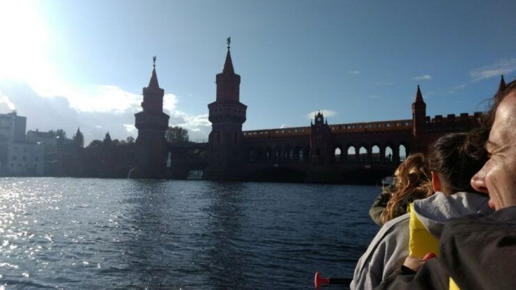 Berlin: Guided Tour by Canoe - Experience Highlights
