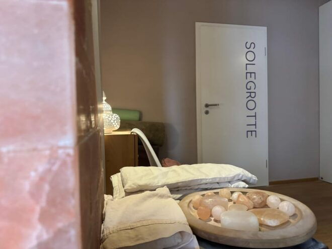 Berlin: Healing and Relaxing Salt Cave - Accessibility and Group Size