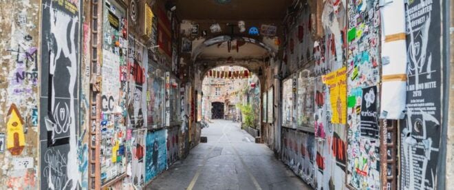 Berlin: Hidden Backyards Guided Walking Tour - Tour Description