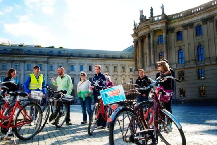 Berlin: Highlights Guided Bike Tour - FAQs
