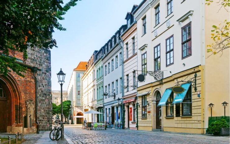 Berlin: Highlights of Kreuzberg Exploration Game - Experience Highlights