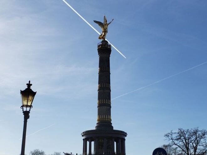Berlin: Highlights of the City Private Bus Tour - Private Tour Options for a More Personalized Experience