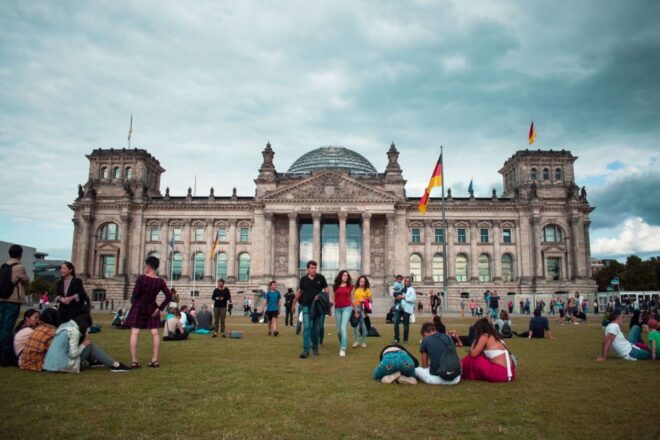 Berlin Highlights Self-Guided Scavenger Hunt and Tour - Important Information
