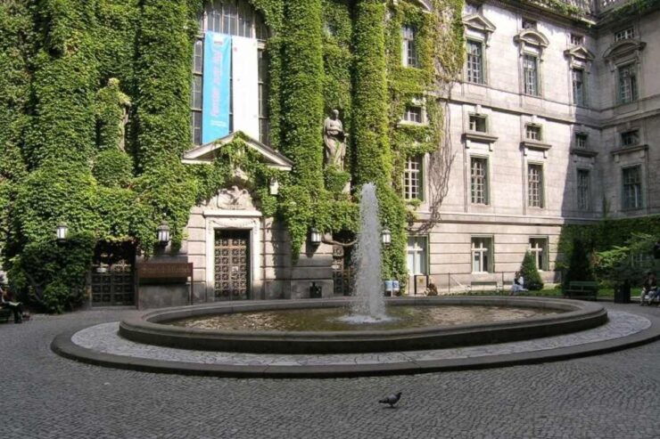 Berlin: Historical 2-Hour Walking Tour - Tour Details