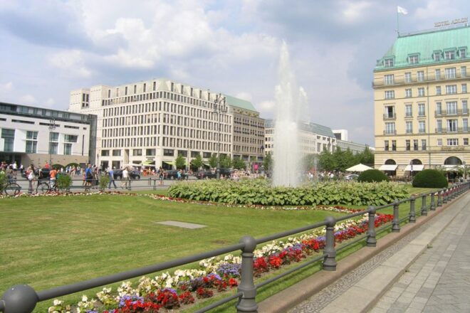Berlin: Historical 2-Hour Walking Tour - Customer Reviews