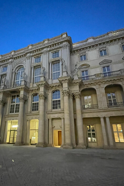 Berlin: history walk - sightseeing walk in english - Good To Know