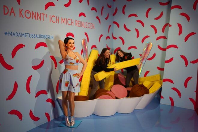 Berlin: Hop-On Hop-Off Bus and Madame Tussauds Entry Ticket - Multilingual Audio Guide on the Bus Tour