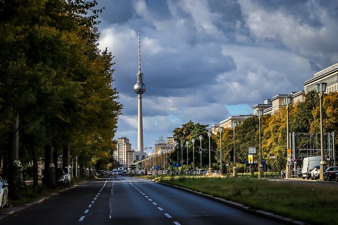 Berlin In A Nutshell: Introductory Group Walking Tour - Booking Information