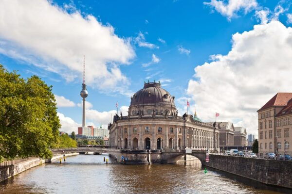 Berlin in Italian - Private Walking Tour - Itinerary of the Tour