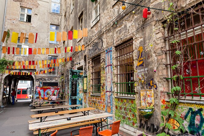 Berlin Instagram-Worthy Spots Tour With Photographer - The Sum Up