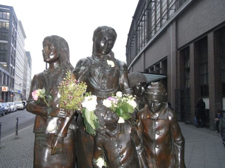 Berlin: Jewish Heritage and History Private Guided Tour - Tour Experience