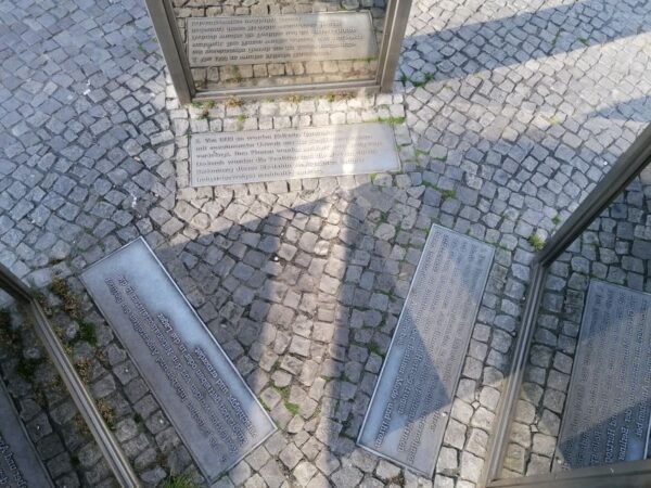 Berlin: Jewish Heritage Private Full Day Black Van Tour - Berlins Growing Jewish Community