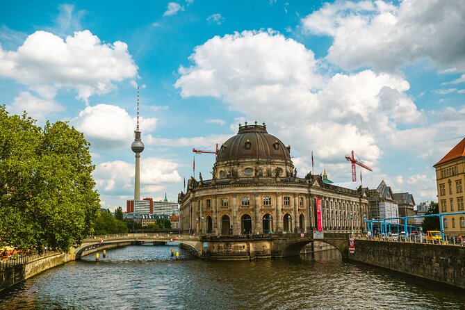 Berlin Jewish Quarter and Holocaust Private Walking Tour - Tips for the Walking Tour