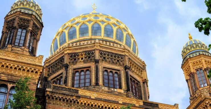 Berlin Jewish Quarter and Holocaust Private Walking Tour - Full Description