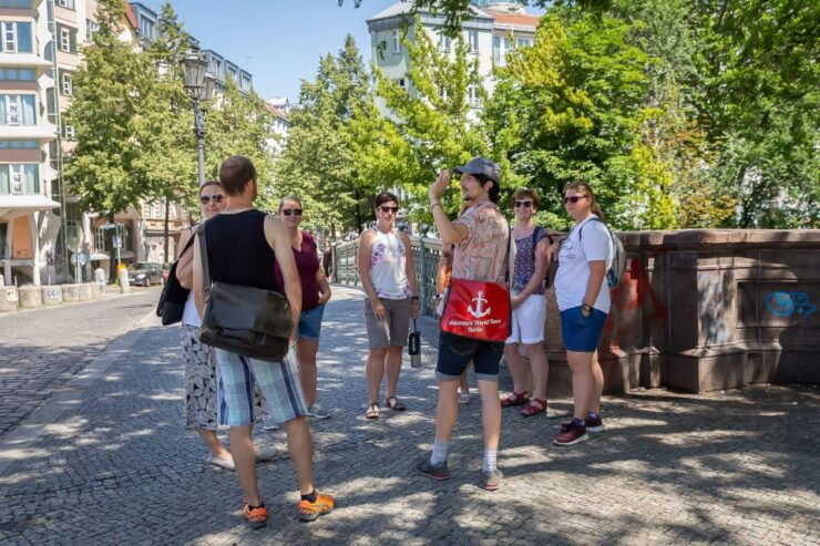 Berlin: Kreuzberg Guided Walking Evening Tour - Experience Highlights