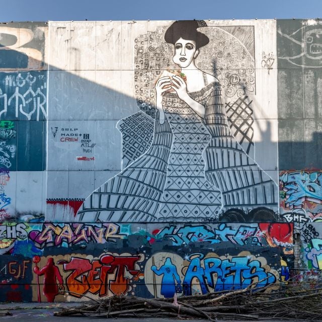 Berlin: Listening Station Teufelsberg Tour With Transfer - Experience Highlights