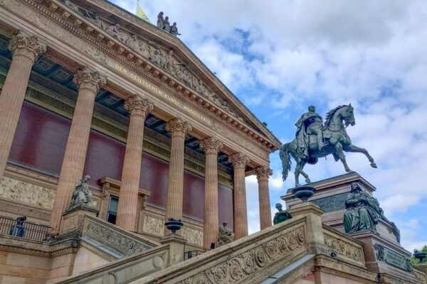 Berlin: Museum Island Tour - Pricing and Reservation