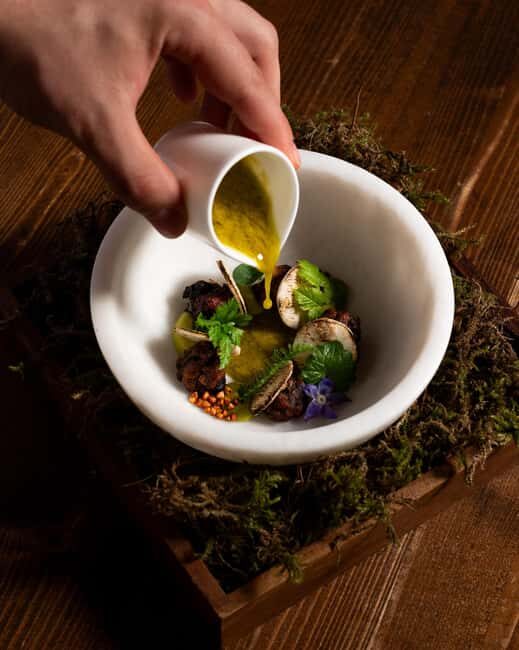 Berlin: New Year's Eve Vegan Michelin Dinner at Bonvivant - Good To Know