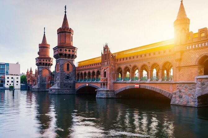 Berlin Outdoor City Escape Game - City Escape Game: Explore Berlins Highlights