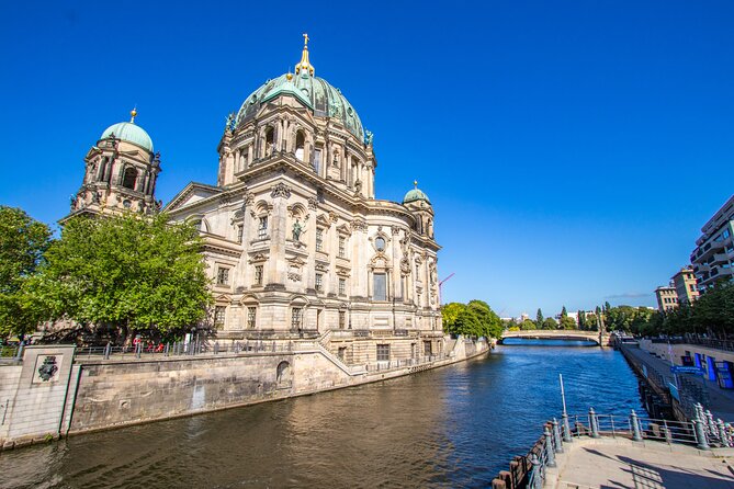 Berlin Photo Tour With a Local - Itinerary Adaptations