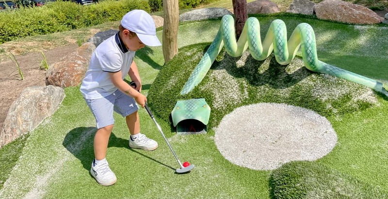 Berlin: Pirate´s Island Adventure Mini Golf Ticket - Who Will Love This?