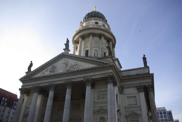 Berlin & Potsdam: 5-Hour Tour Swiss Traces by VW-Bus - Booking Information
