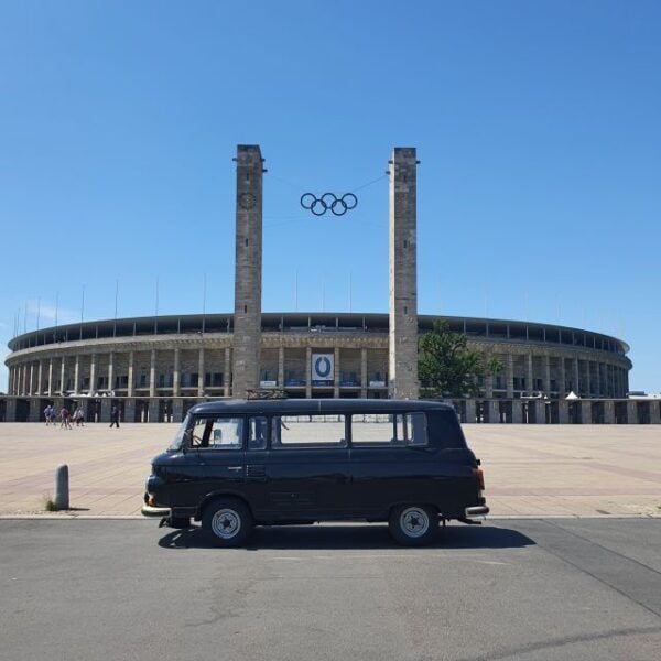 Berlin: Private 2-Hour Sightseeing Tour in Classic GDR Van - Pickup Service Available
