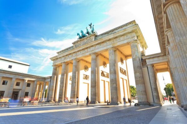 Berlin: Private Accessible Highlights Tour With Local Guide - The Sum Up