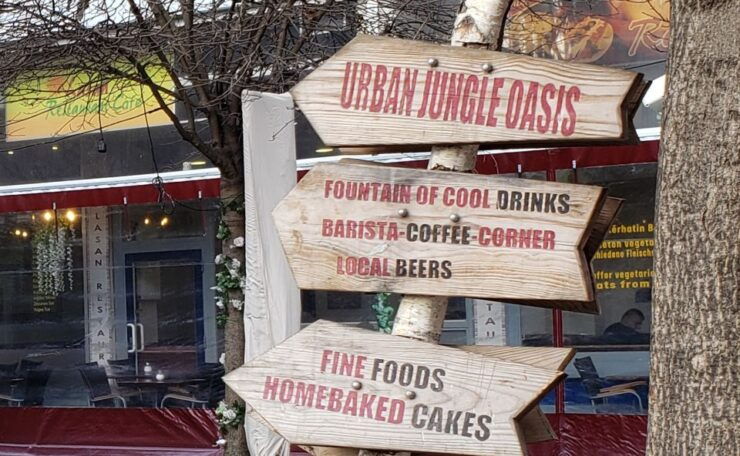 Berlin: Private City Rally of the District of Kreuzberg - Experience Highlights