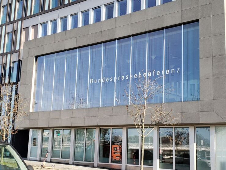 Berlin: Private City Rally of the Government District - Booking and Payment Options