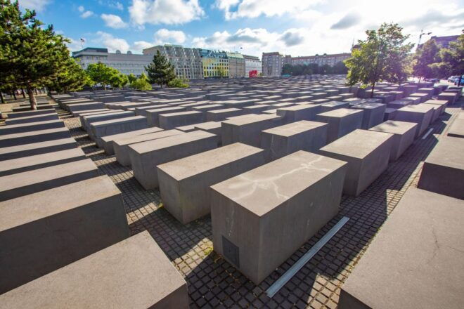 Berlin: Private Exclusive History Tour With a Local Expert - The Sum Up