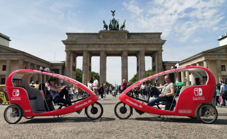 Berlin: Private Guided E-Rickshaw Tour - Experience Highlights and Tour Description