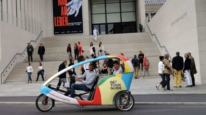 Berlin: Private Guided E-Rickshaw Tour - Inclusions and Services Provided