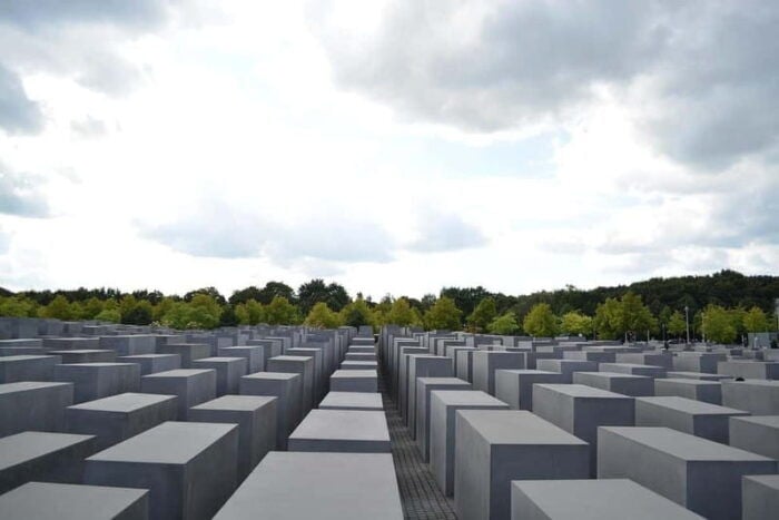 Berlin: Private Half Day Sightseeing Ride with a Local - FAQ