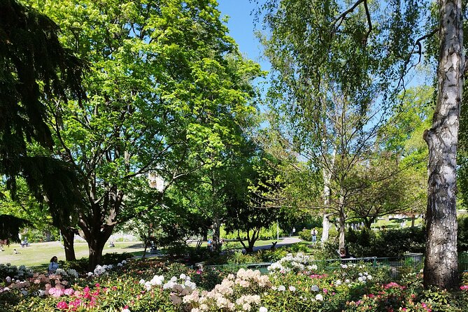 Berlin Private Photo and Film Shooting for up to 4 People - Pricing and Booking Details