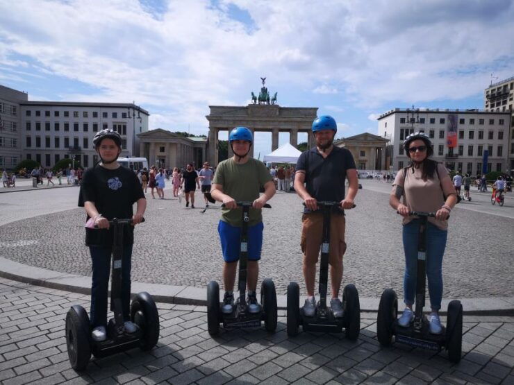 Berlin: Private Sightseeing Segway Tour - Experience Highlights