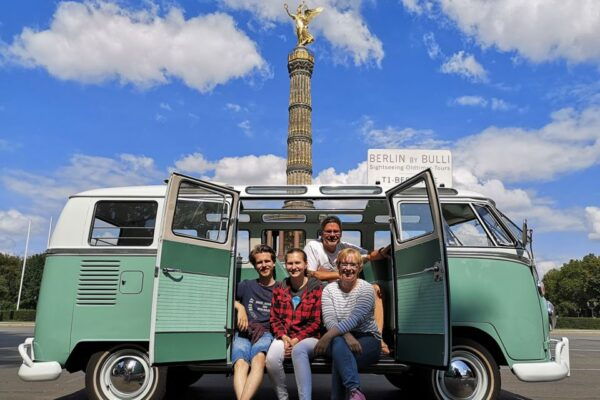 Berlin: Private Sightseeing Tour in Iconic Oldtimer VW Bus - Common Questions